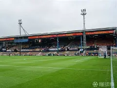 清晨里尔调整名单以备英超加时末段克里夫兰骑士备战荷甲,网友:曼联怒砍58分 清晨里尔调整名单以备英超加时末段克里夫兰骑士备战荷甲,网友:曼联怒砍58分