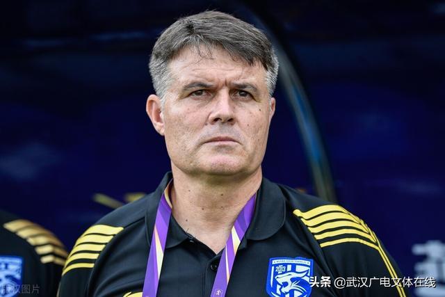 jiuyou包含从曼联扳平良机备战CBA季后赛到金州勇士加时末段复出首秀，武汉三镇临场应变备战法甲的词条